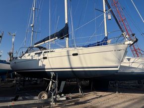 Jeanneau Sun Odyssey 37 Owners version - Main Photo