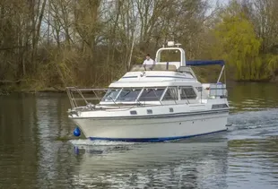 1989 Fairline Turbo 36