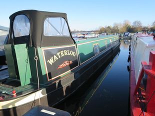 52ft 4 berth 2005 traditional stern Liverpool Boat 