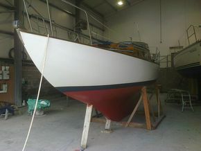 Out of water port side