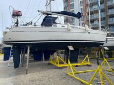 2000 Jeanneau Sun Odyssey 37