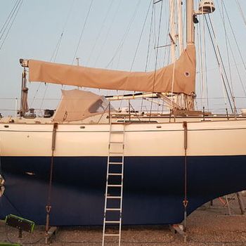Laurent Giles 38 Yacht