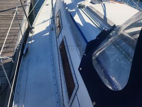 GibSea 312  - Side Deck