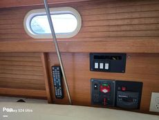 2001 Catalina 320 Wing