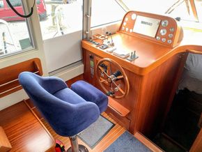 Storebro 410 Commander Launched in 2011 - Helm
