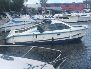 Barnes Brinklet Day Boat