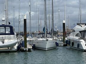 2011 Dufour  425 Grand Large 7