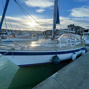 1990 Hallberg-Rassy 36