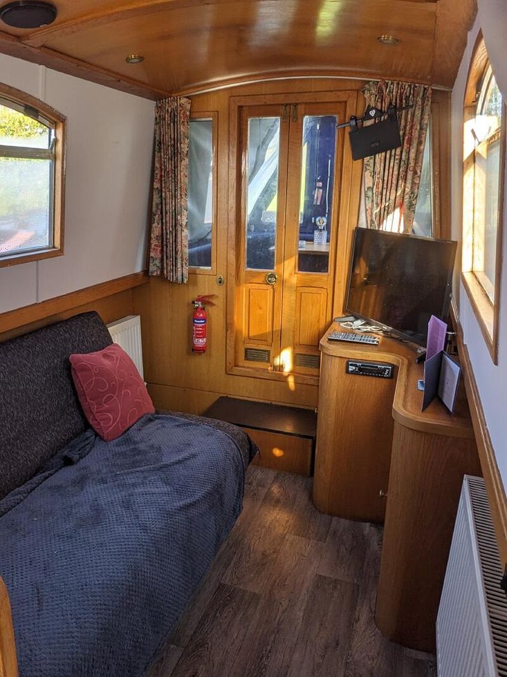 Reading Marine 62 Semi Trad for sale UK, Reading Marine boats for sale