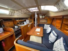 Beneteau Oceanis 320