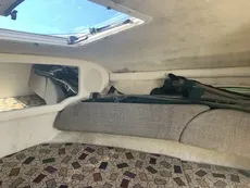 2001 Sea Ray 225 Weekender