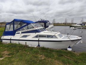 Fairline Holiday  - Exterior