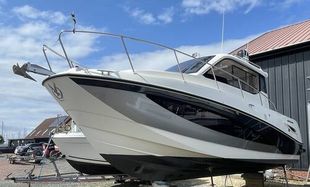2017 Quicksilver 855 Weekender Stealth Edition