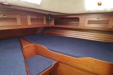1989 Hallberg Rassy 45
