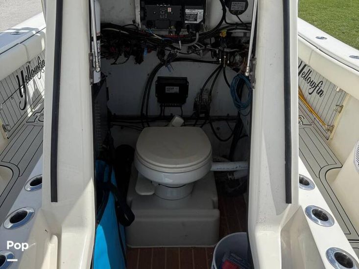 2010 Yellowfin 29 cc