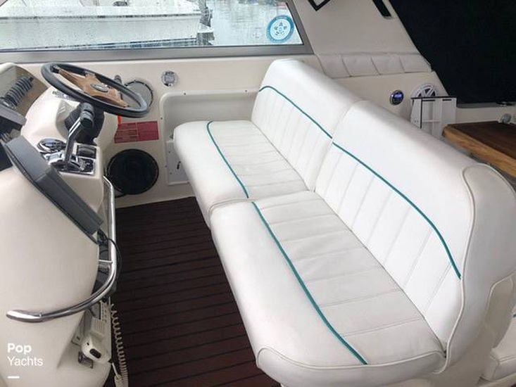 1995 Sea Ray 330 sundancer