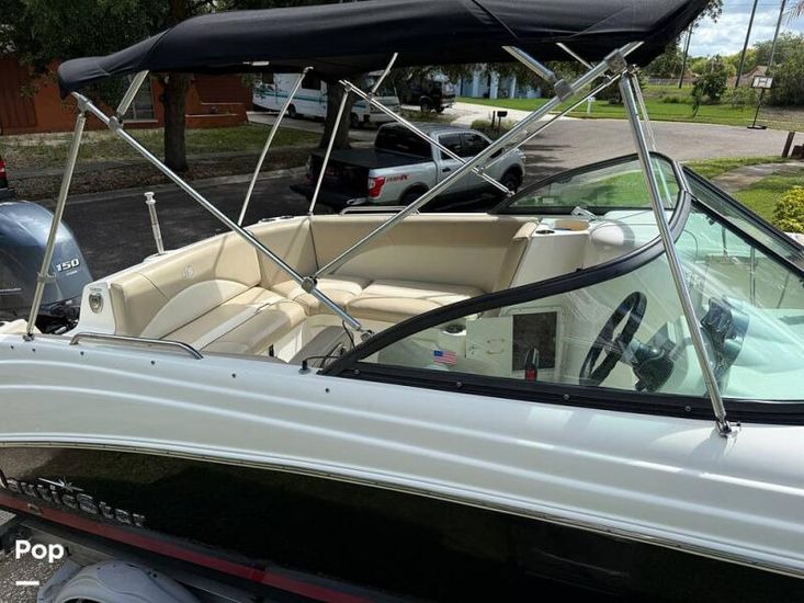2016 NauticStar 223 DC Sport Deck