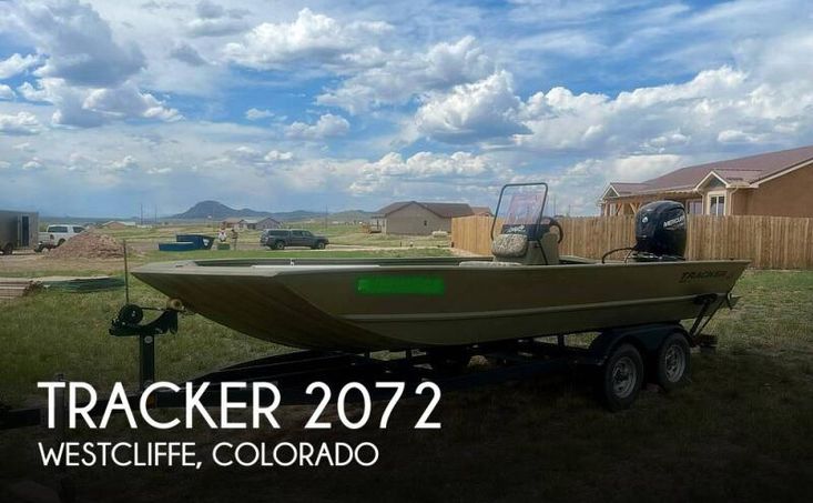 2020 Tracker 2072 grizzly