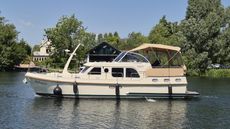Linssen Grand Sturdy 36.9 AC Steel Motor Yacht