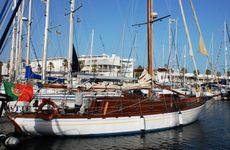 42ft CLASSIC LAURENT GILES BERMUDIAN CUTTER