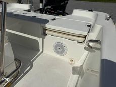 2018 NauticStar NauticBay 1810