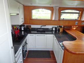 Luxe Motor 19.95 met CBB Rijn