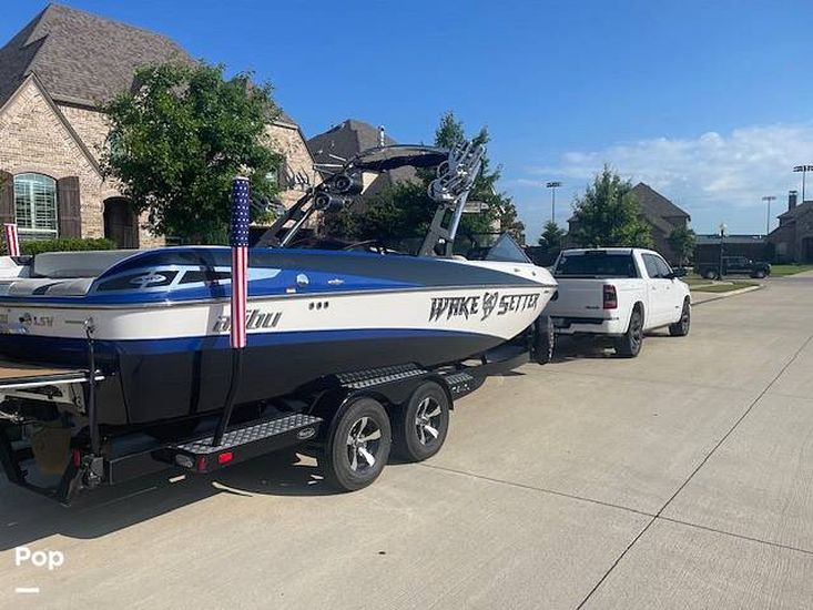 2012 Malibu 247 lsv