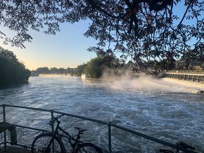 Molesey weir in the morning
