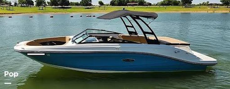 2023 Sea Ray 230 spx