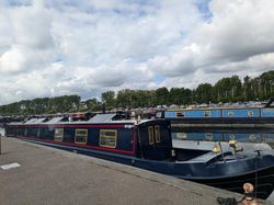 Derby Ram Beautiful narrowboat,1 year free mooring at Roydon Marina
