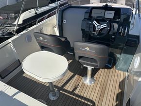 2022 Atlantic Marine 630 Suncruiser 8