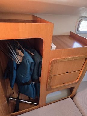 rear lockers 