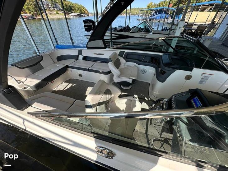 2019 Chaparral 297 ssx