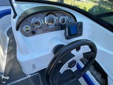 2012 Sea Ray 205 Sport