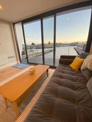 Floating Homes by "BlueField" 