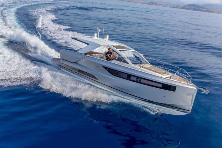 2025 Jeanneau DB 43 Inboard
