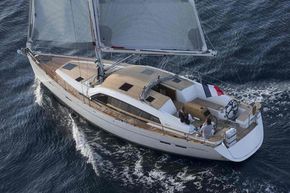 Manufacturer Provided Image: Wauquiez Pilot Saloon 48