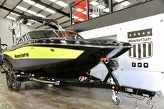 2021 Mastercraft XT22 Surf Wake Boat