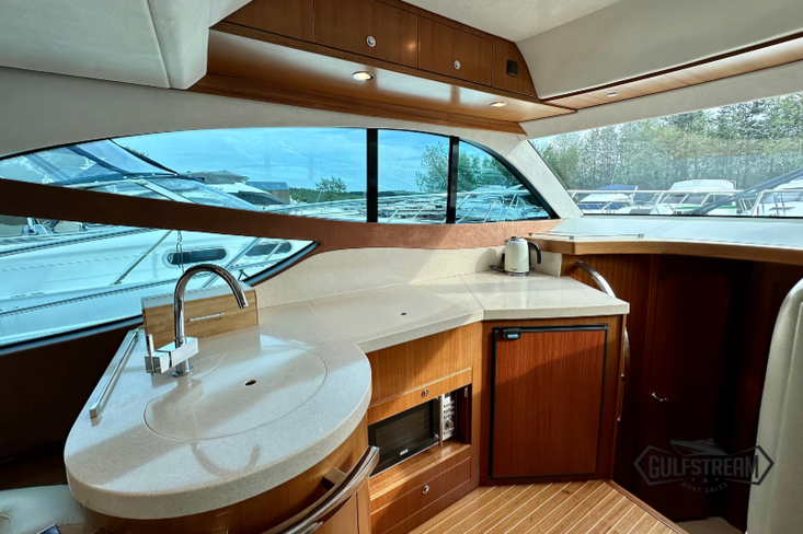 Galeon 390 Fly w/ Twin Volvo Penta D4, 2 x 260HP