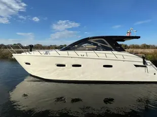 2009 Sealine SC35