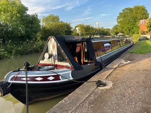 REDUCED TO &pound;75950 - Stunning And Luxurious 60ft Narrowboat Liveaboard