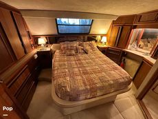 1986 Sea Ray 410 AFt Cabin