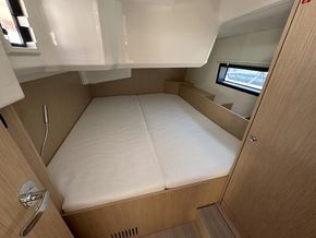 2025 Bavaria C42 30