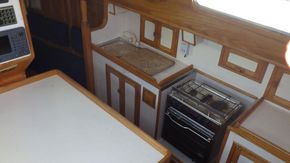 Hartley  39 Sailing yacht - Galley