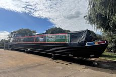 58ft Semi-Traditional Stern