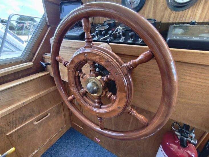 1975 Classic Motor Cruiser 