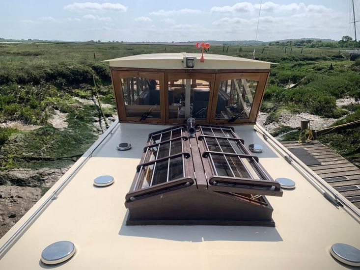 2011 Aqualine Voyager 60 Dutch Barge 60 ft