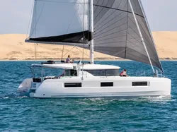 2025 Lagoon 46