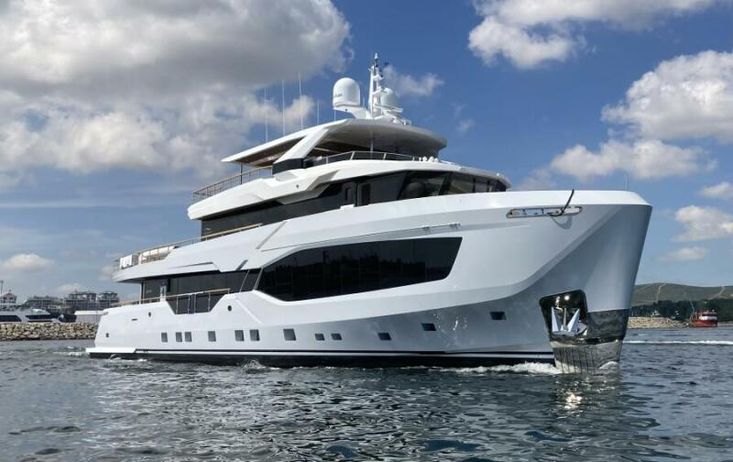 2023 Numarine 37XP