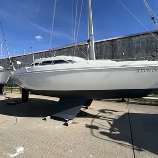 1990 Hunter 27 BILGE KEEL